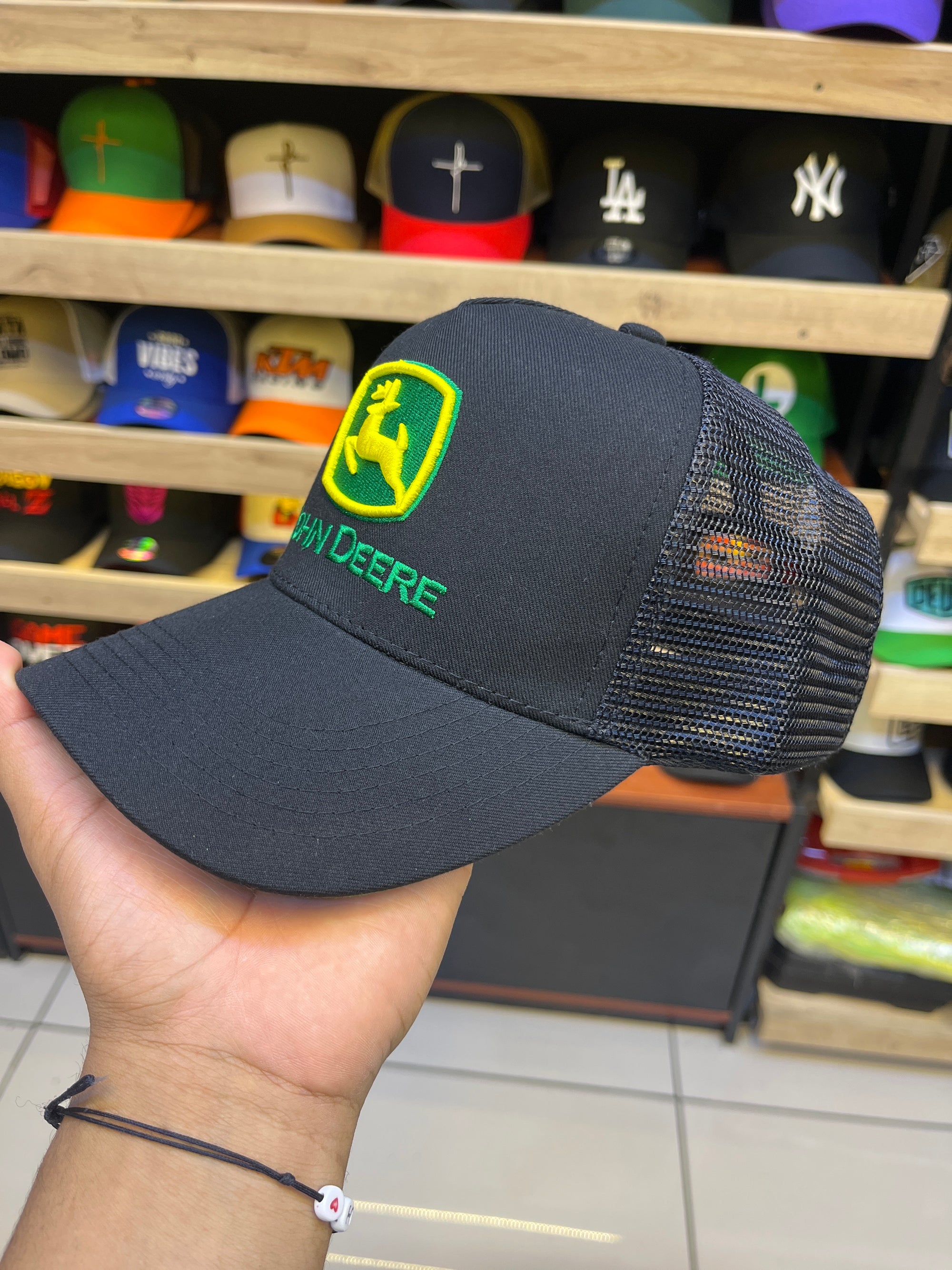 John Deere - Negro