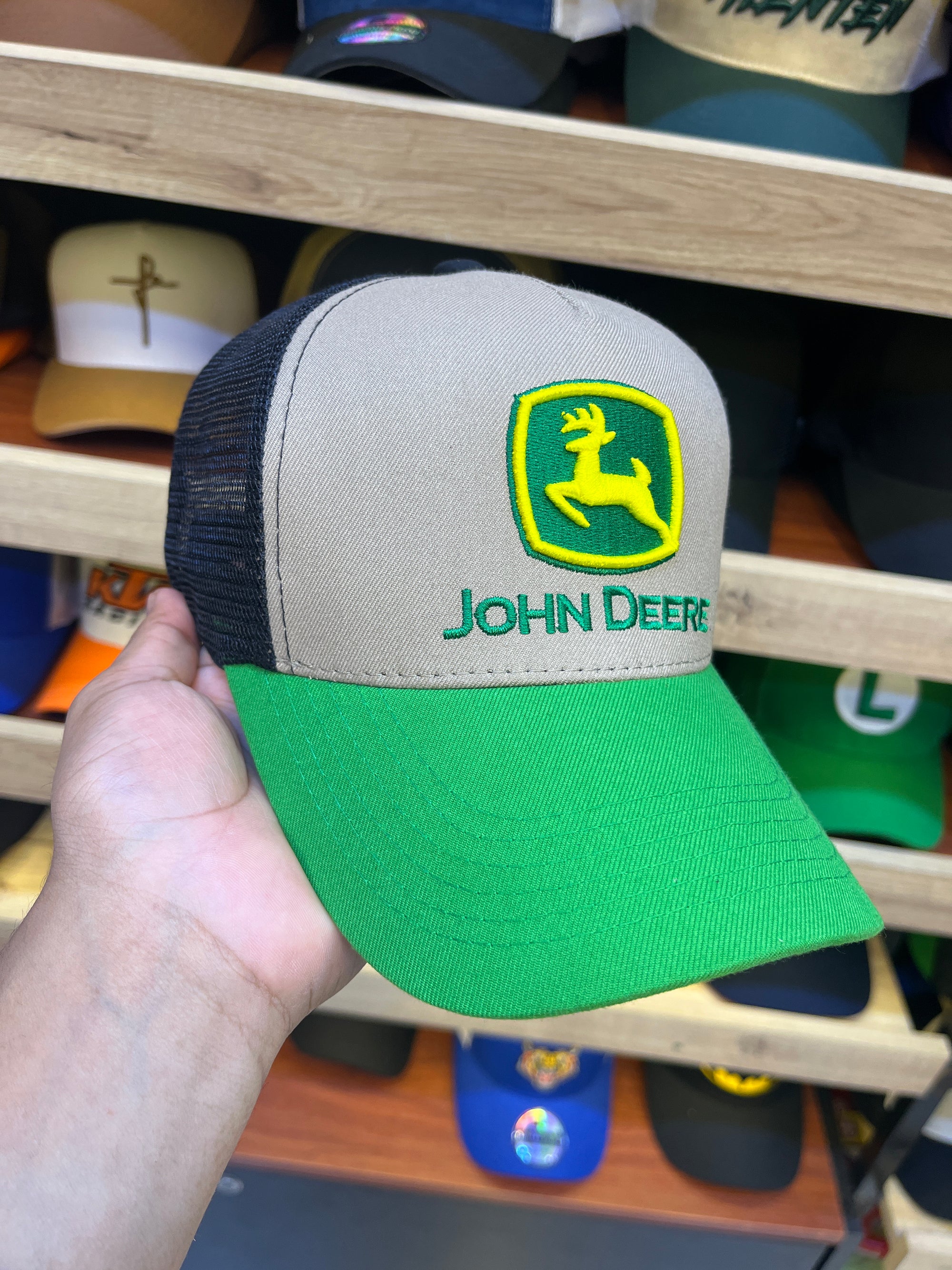 John Deere - beige