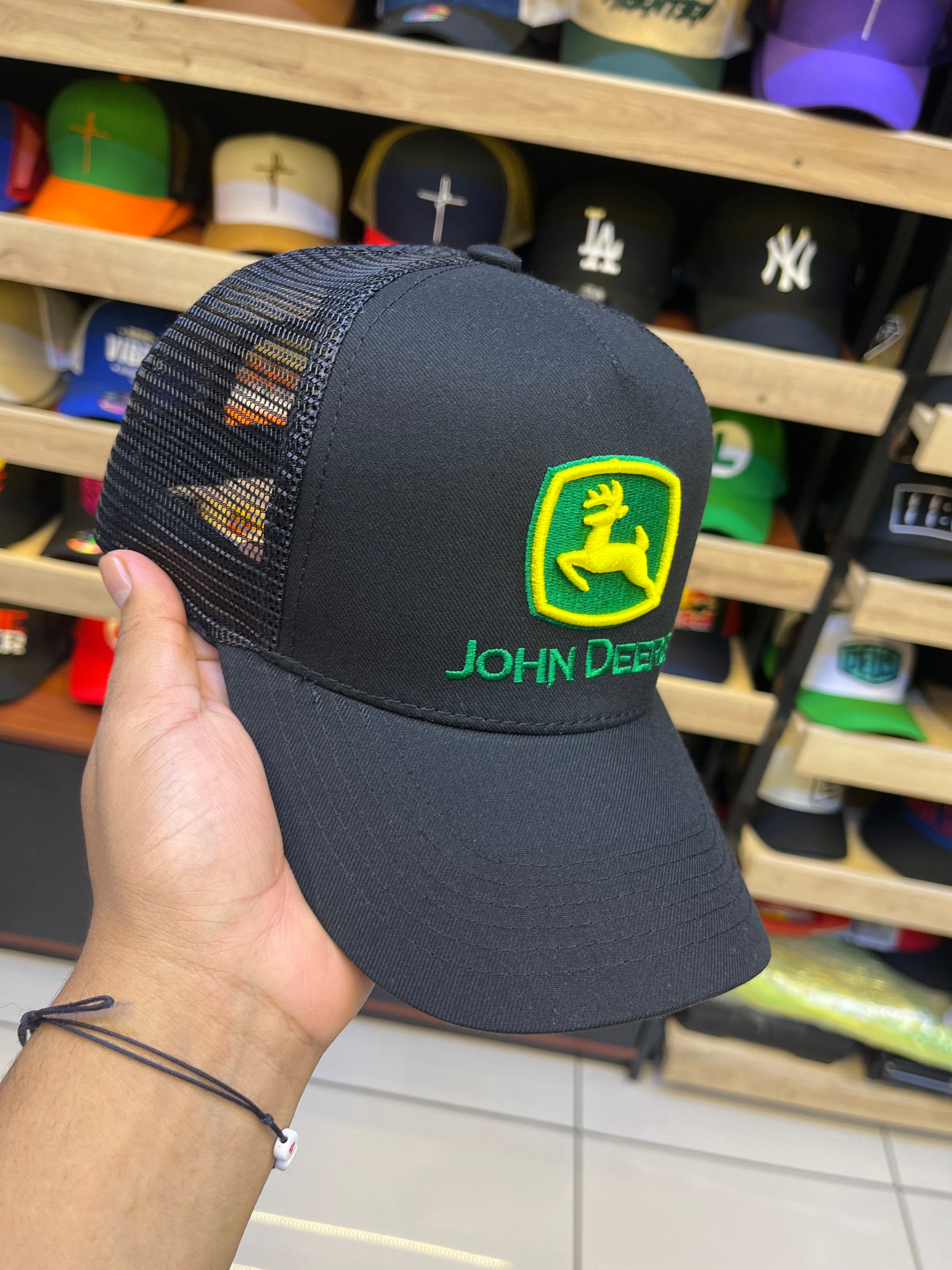 John Deere - Negro