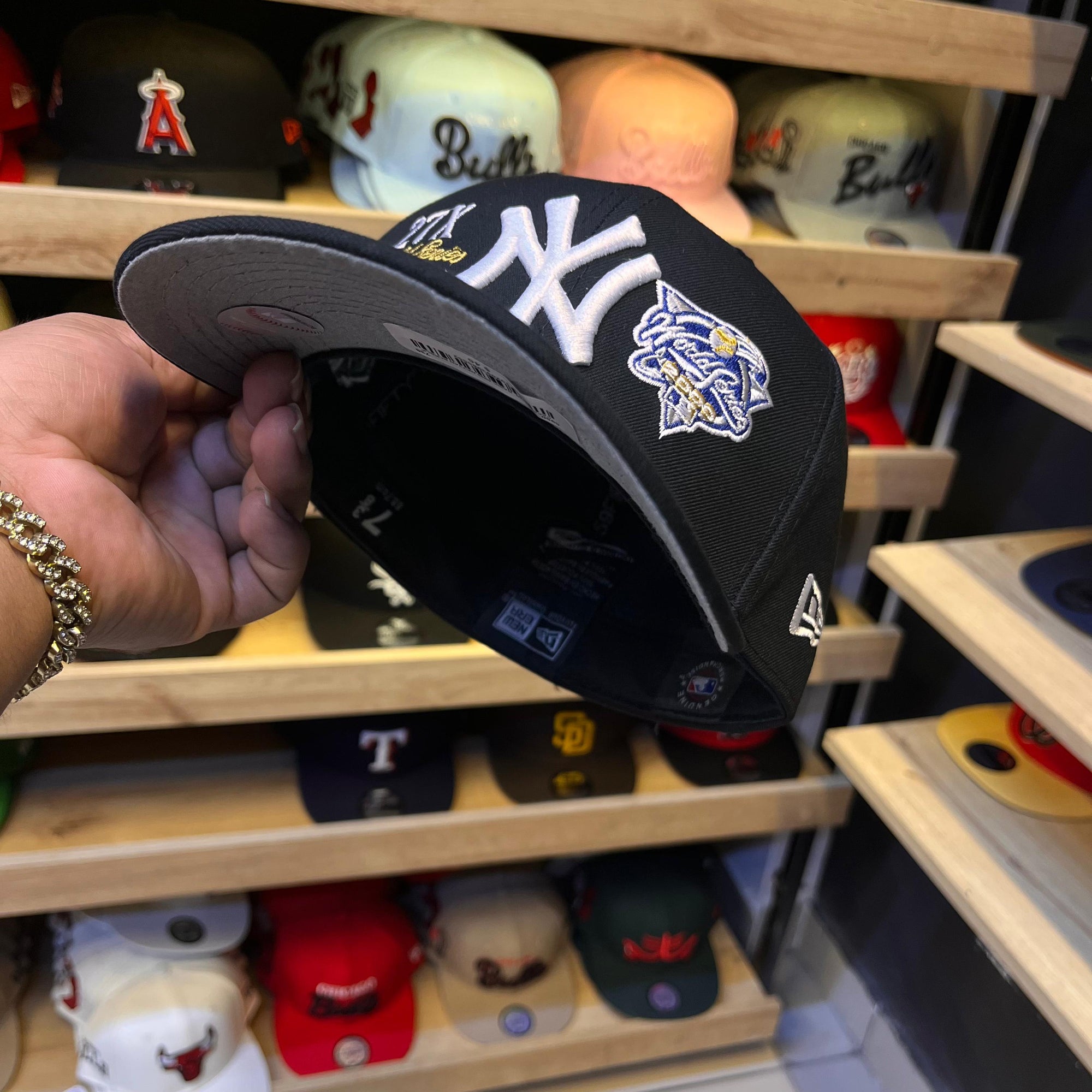 New York - Talla 7 3/8