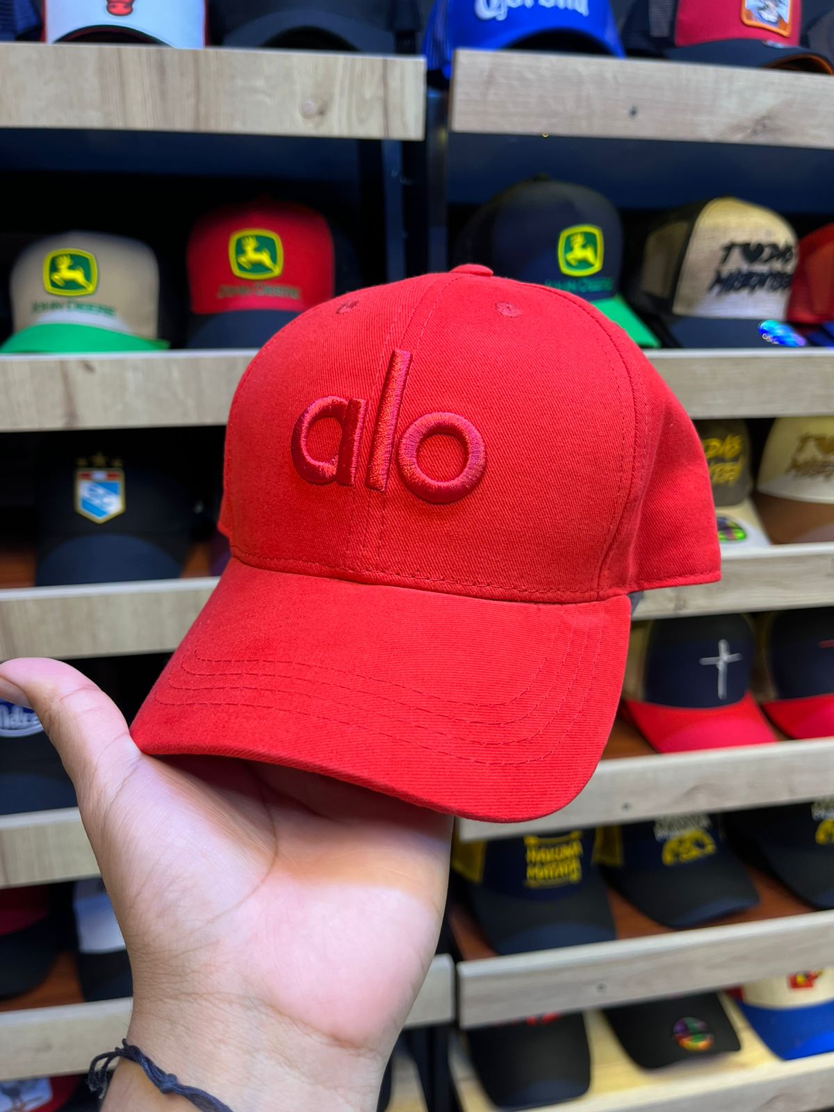 Alo