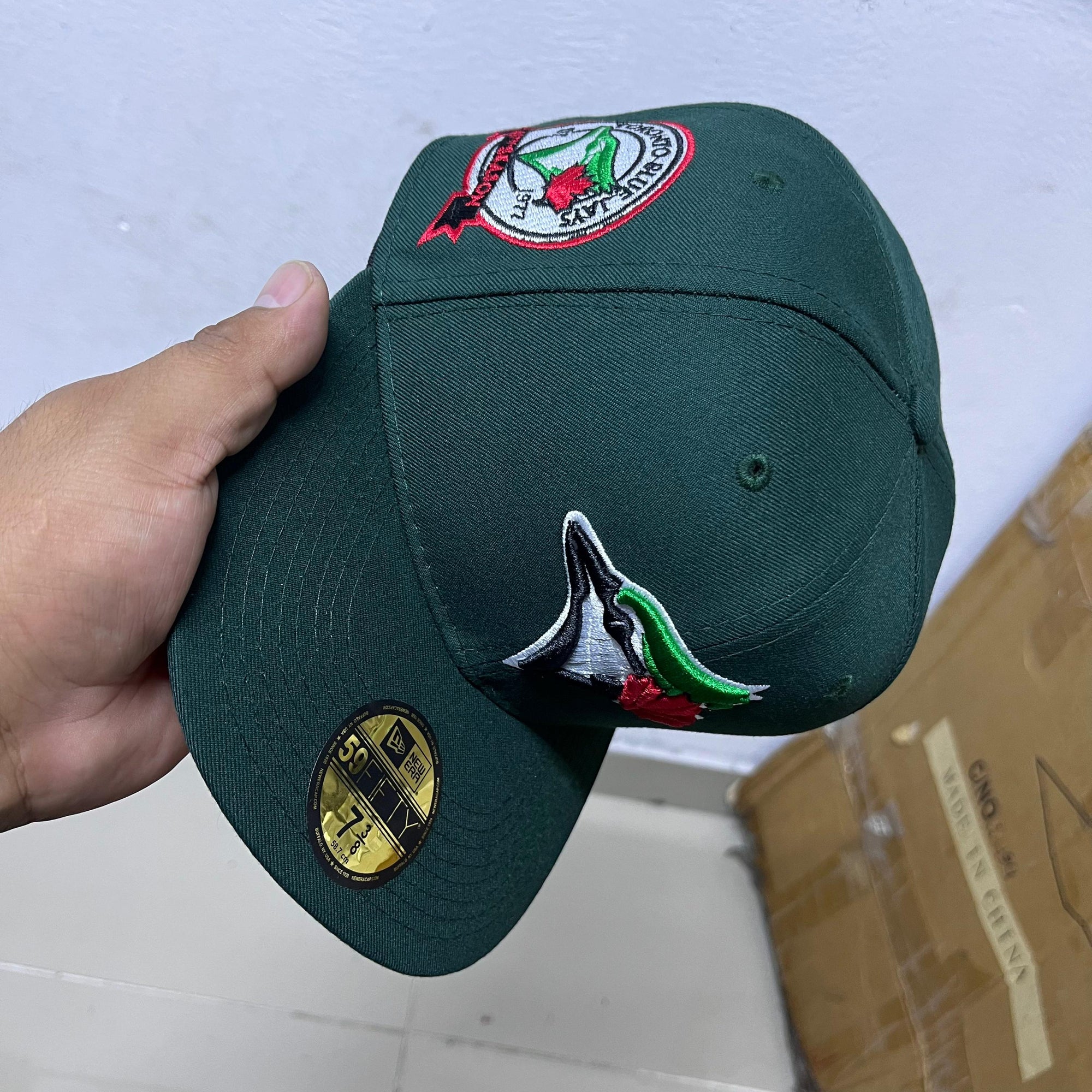 Toronto - Talla - 7 3/8